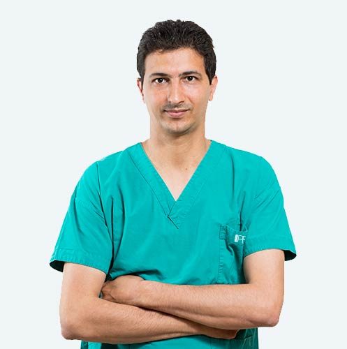 Dott. Samer Abusaa, surgeon specialising in the PBS technique to treat hallux valgus.